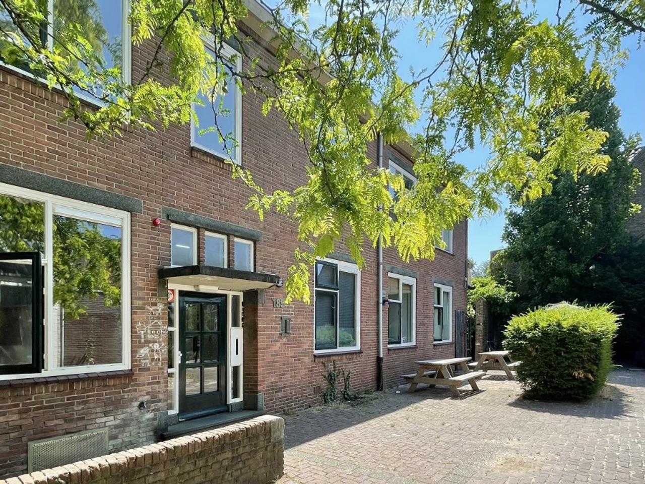Lichte studentenkamer van 25 m² in Nijmegen-Oost - Afbeelding 2