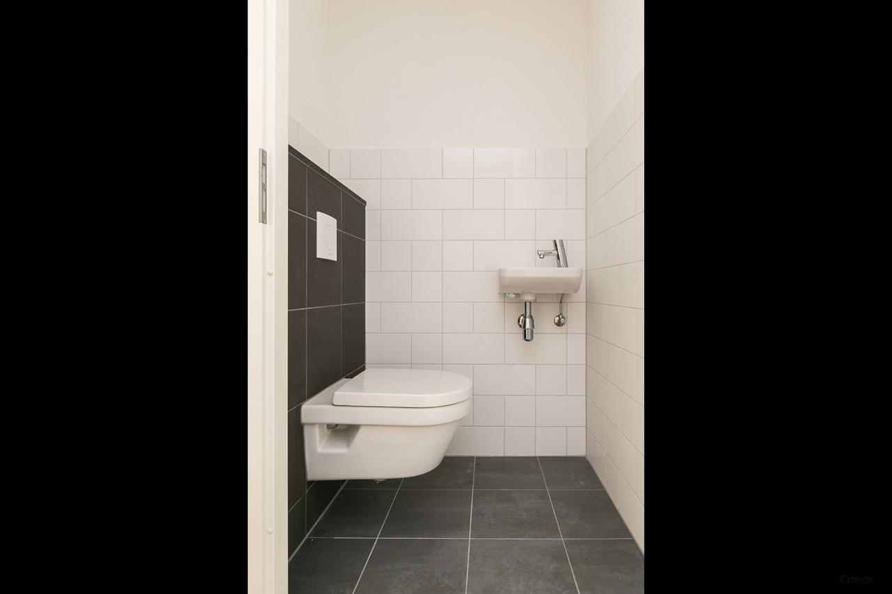 2-kamerappartement met balkon in Frankendael - Afbeelding 10