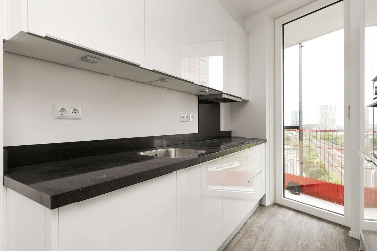 Modern appartement bij het Amstelstation - Afbeelding 9