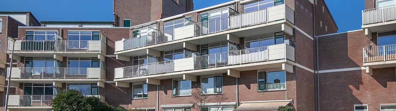 Ruim 3-kamer appartement in het groen - Afbeelding 1