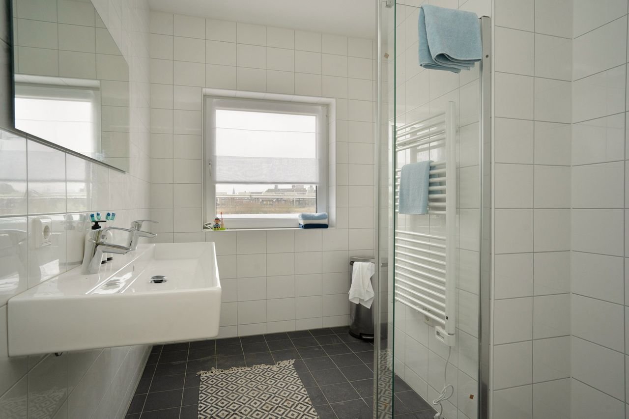 Ruime eengezinswoning met 5 slaapkamers - Afbeelding 16