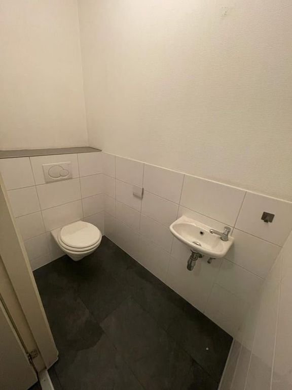 Leeuwarden City Center: 2 bedrooms - Image 5