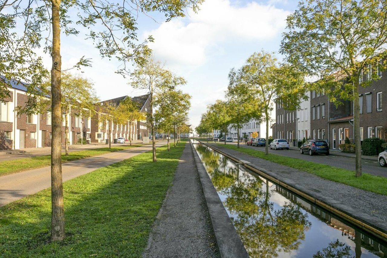 Modern huis met 4 slaapkamers en tuin in Rosmalen - Afbeelding 21