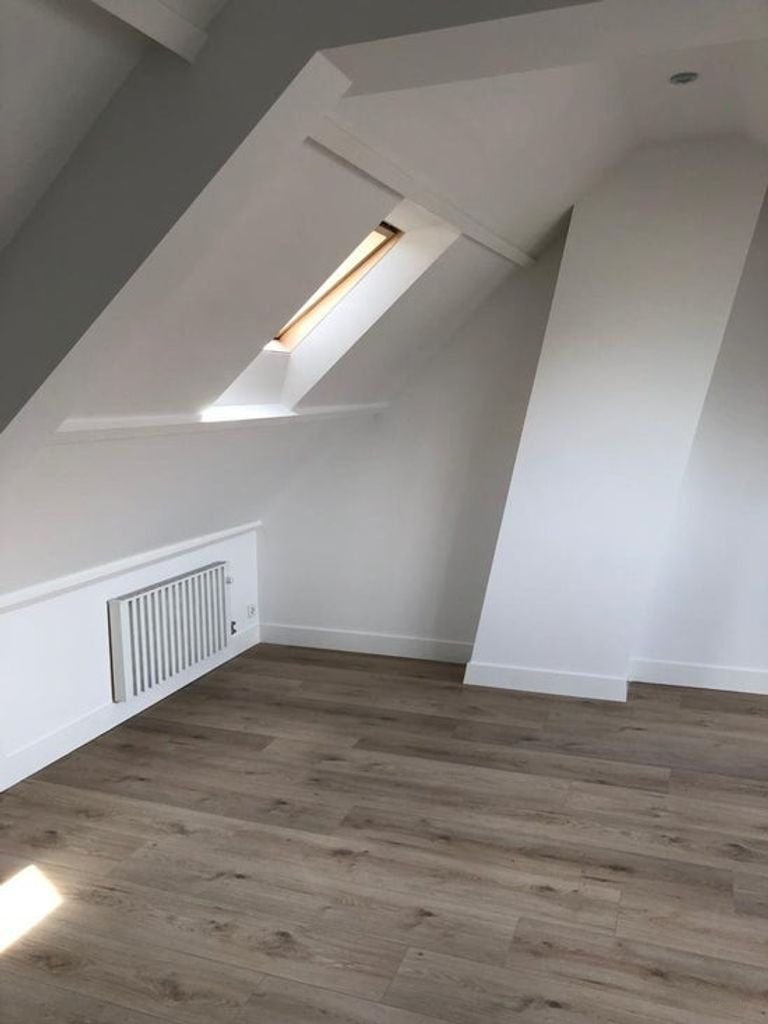Studio van 30 m² in de Zeeheldenbuurt - Afbeelding 1