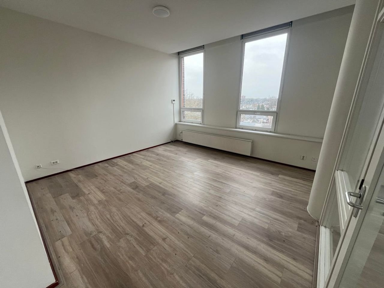 Furnished apartment (94m²) in the heart of Enschede - Image 3