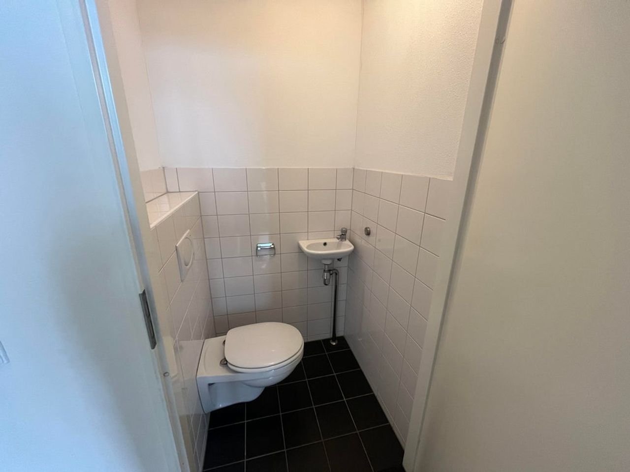 Furnished apartment (94m²) in the heart of Enschede - Image 8