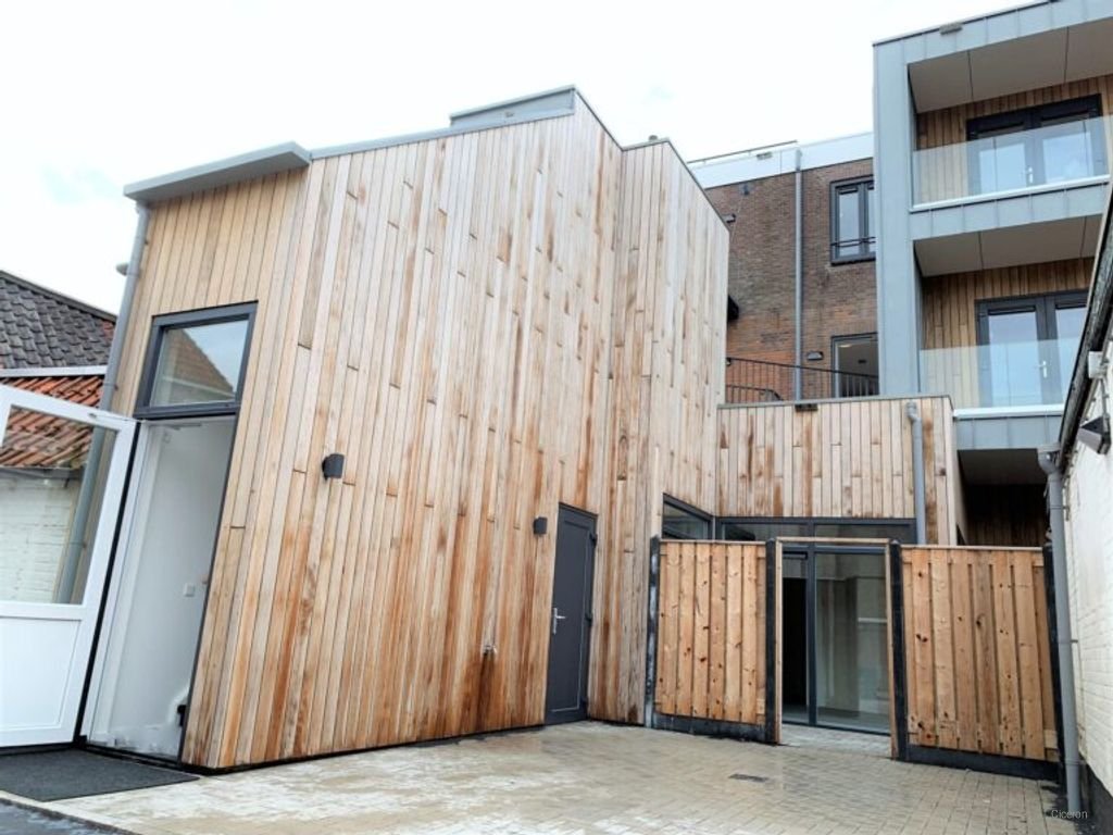 Living in the Center of Goes: 115 m² with Garden - Image 2