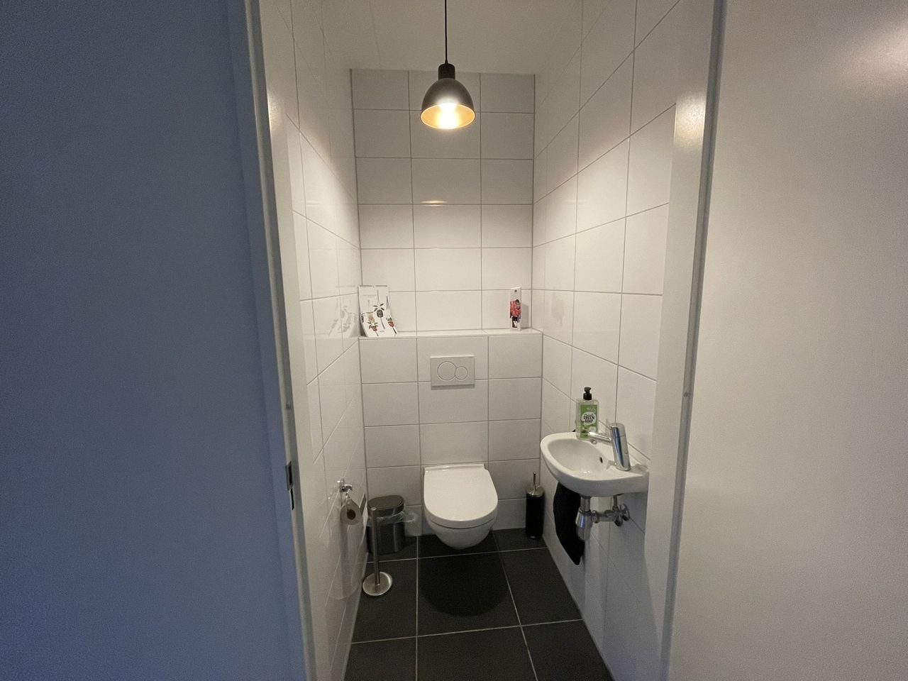 Modern 2-bedroom apartment at Park Meerland - Image 9