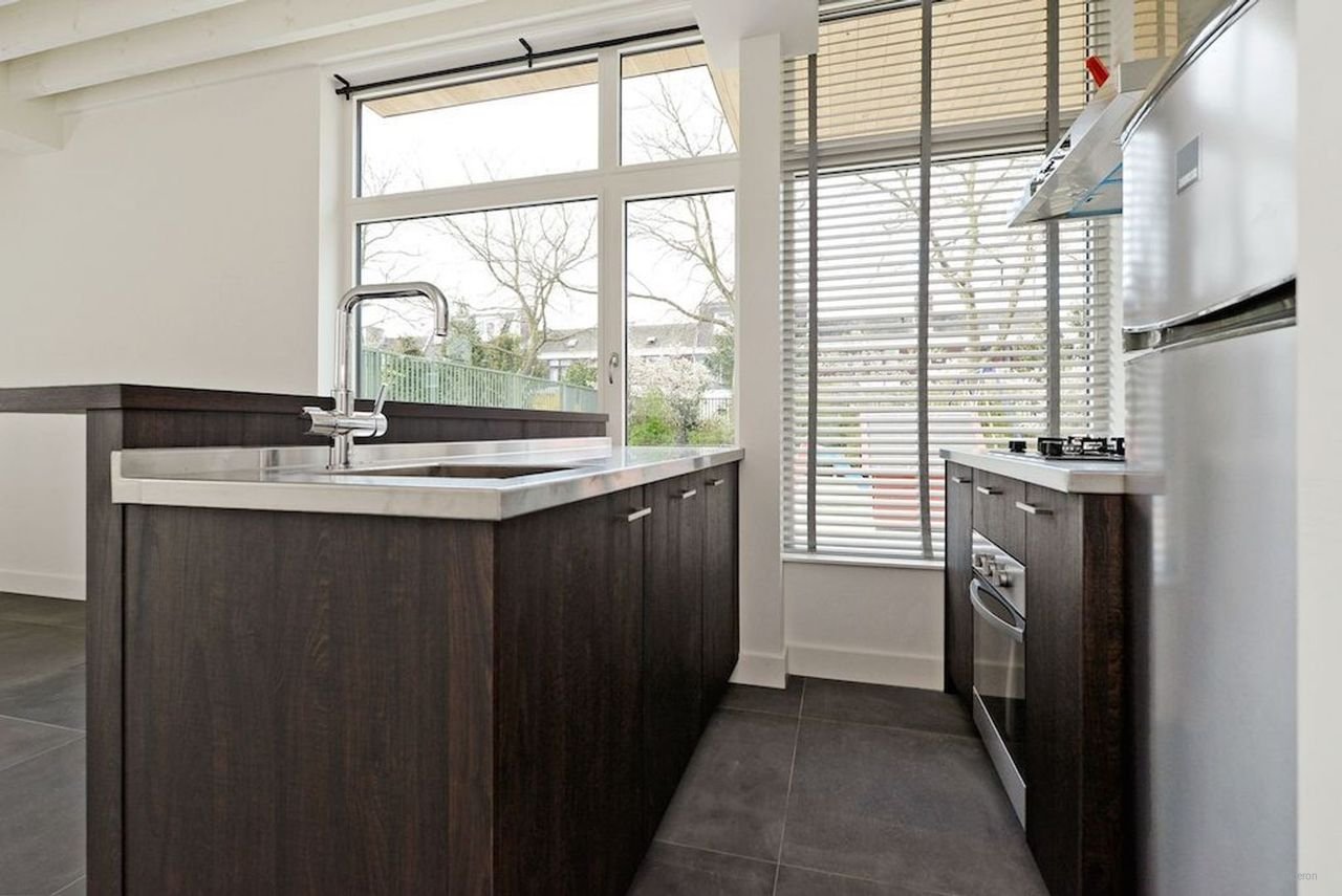 Corner house with roof terrace in Hof van Delft - Image 13