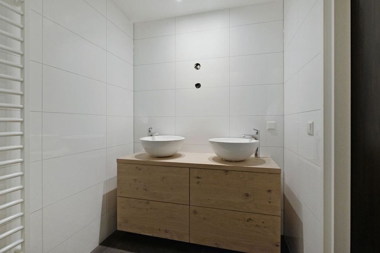 Corner house with roof terrace in Hof van Delft - Image 21