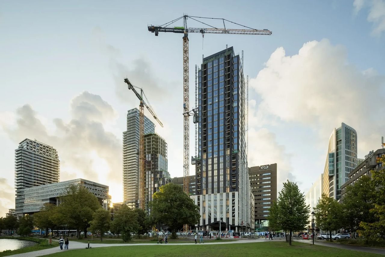 New-build co-living next to The Hague Central Station - Image 15