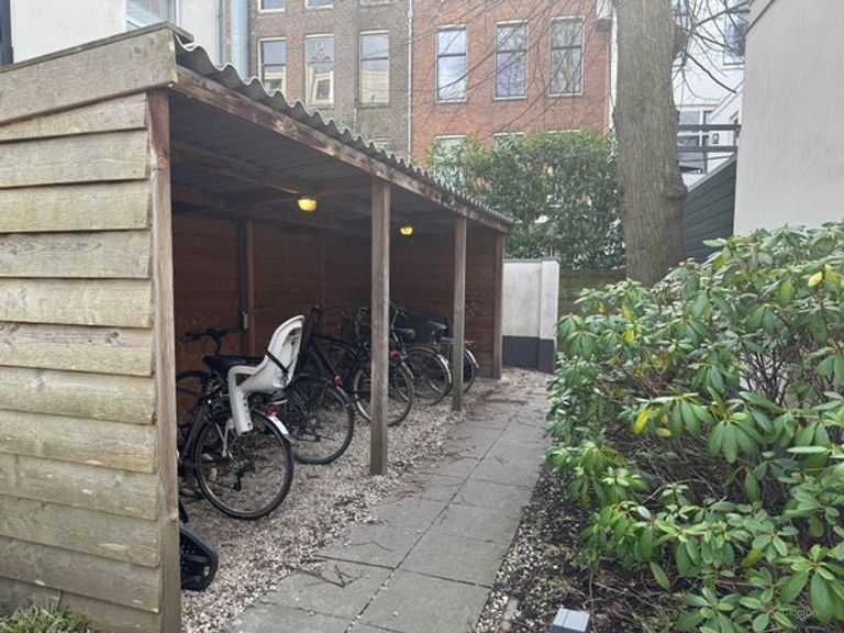 107m² ground floor with private garden - Image 13