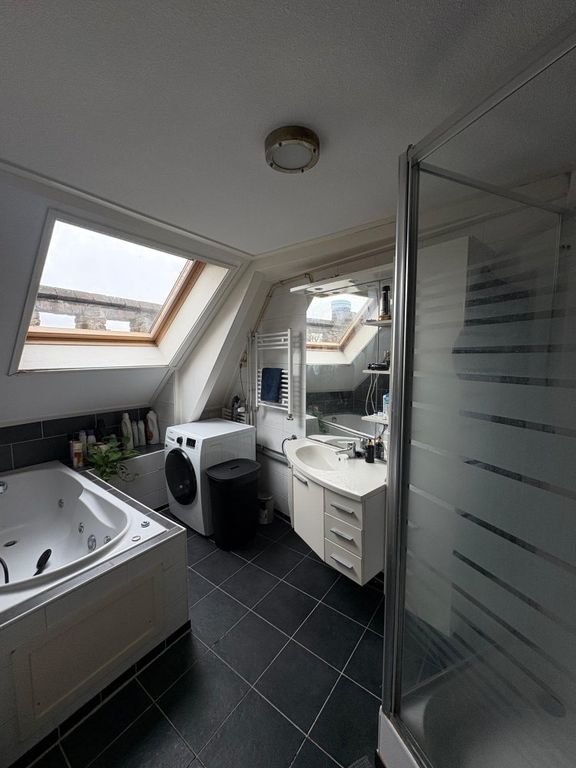 1-bedroom apartment with terrace in the heart of Zwolle - Image 8