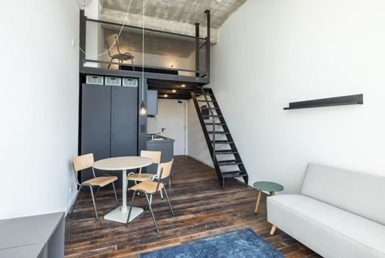 Studio in schoolgebouw bij Groene Loper - Afbeelding 11