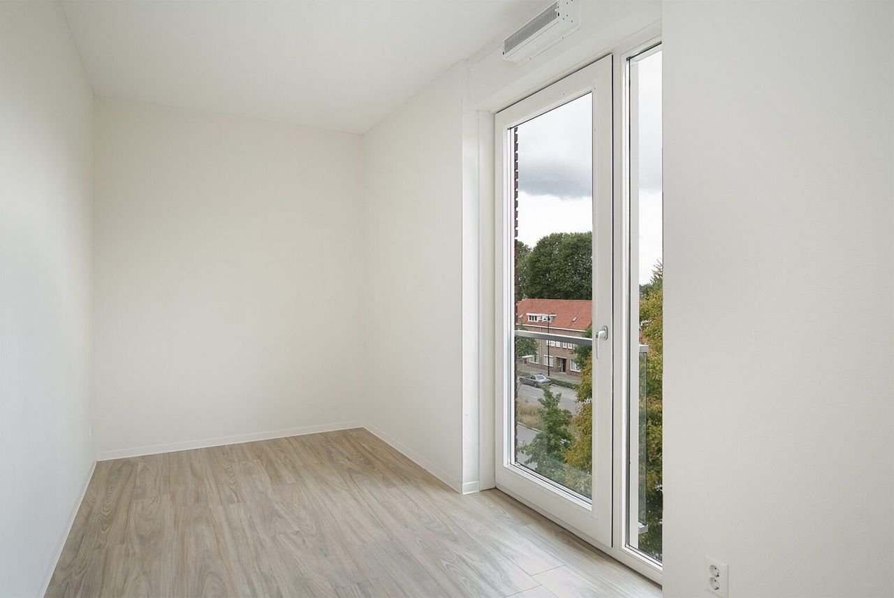 Stadswoning in Vormenrijk met eigen parking - Afbeelding 14