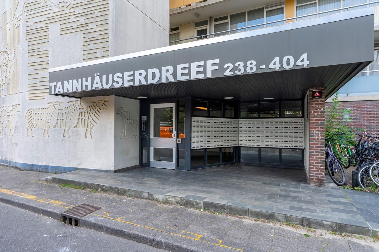 Gerenoveerd 4-kamerappartement met label A - Afbeelding 19