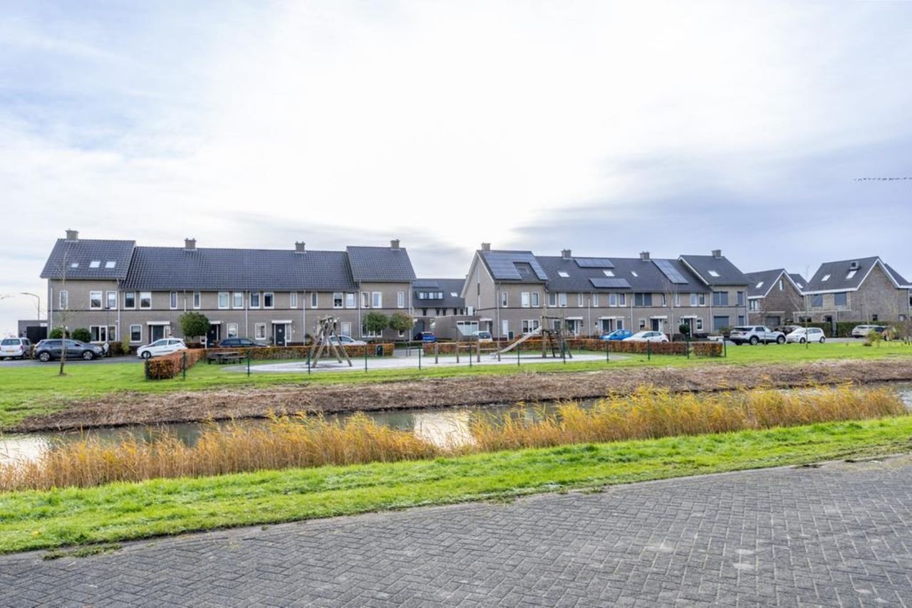 Moderne gezinswoning met zonnige tuin - Afbeelding 18