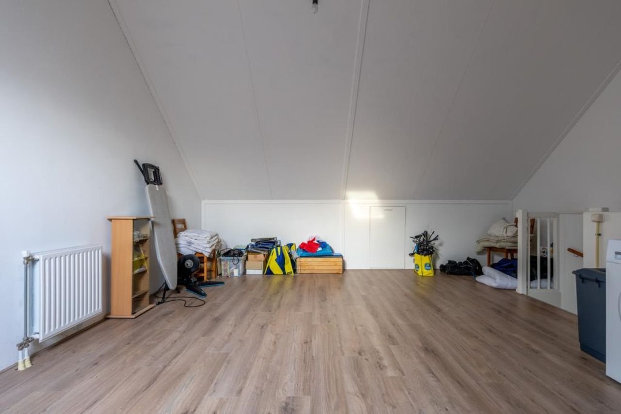 Moderne gezinswoning met zonnige tuin - Afbeelding 14