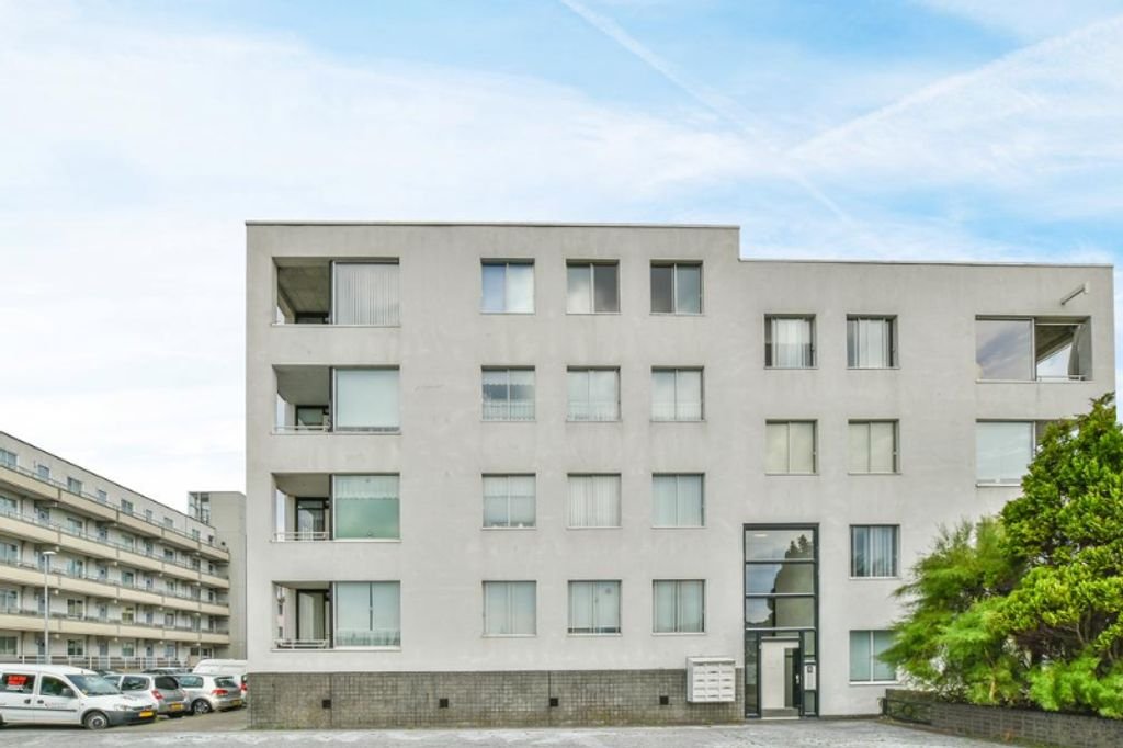 Licht 3-kamerappartement met balkon aan 't IJ - Afbeelding 1