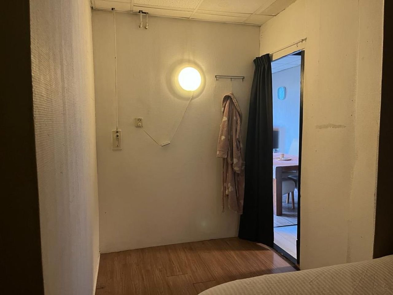 Studio met terras en aparte slaapkamer - Afbeelding 14