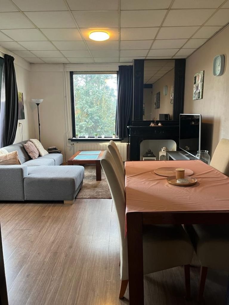 Studio met terras en aparte slaapkamer - Afbeelding 2