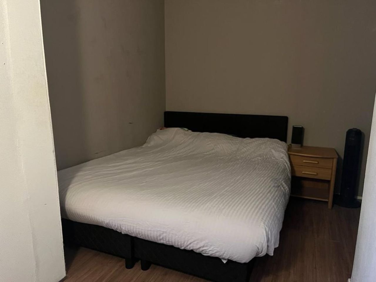 Studio met terras en aparte slaapkamer - Afbeelding 8