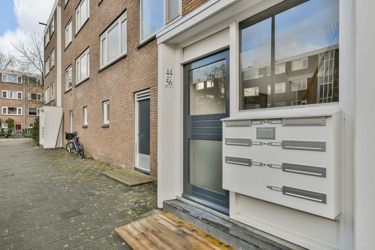 Gerenoveerd appartement met balkon in Buitenveldert - Afbeelding 18