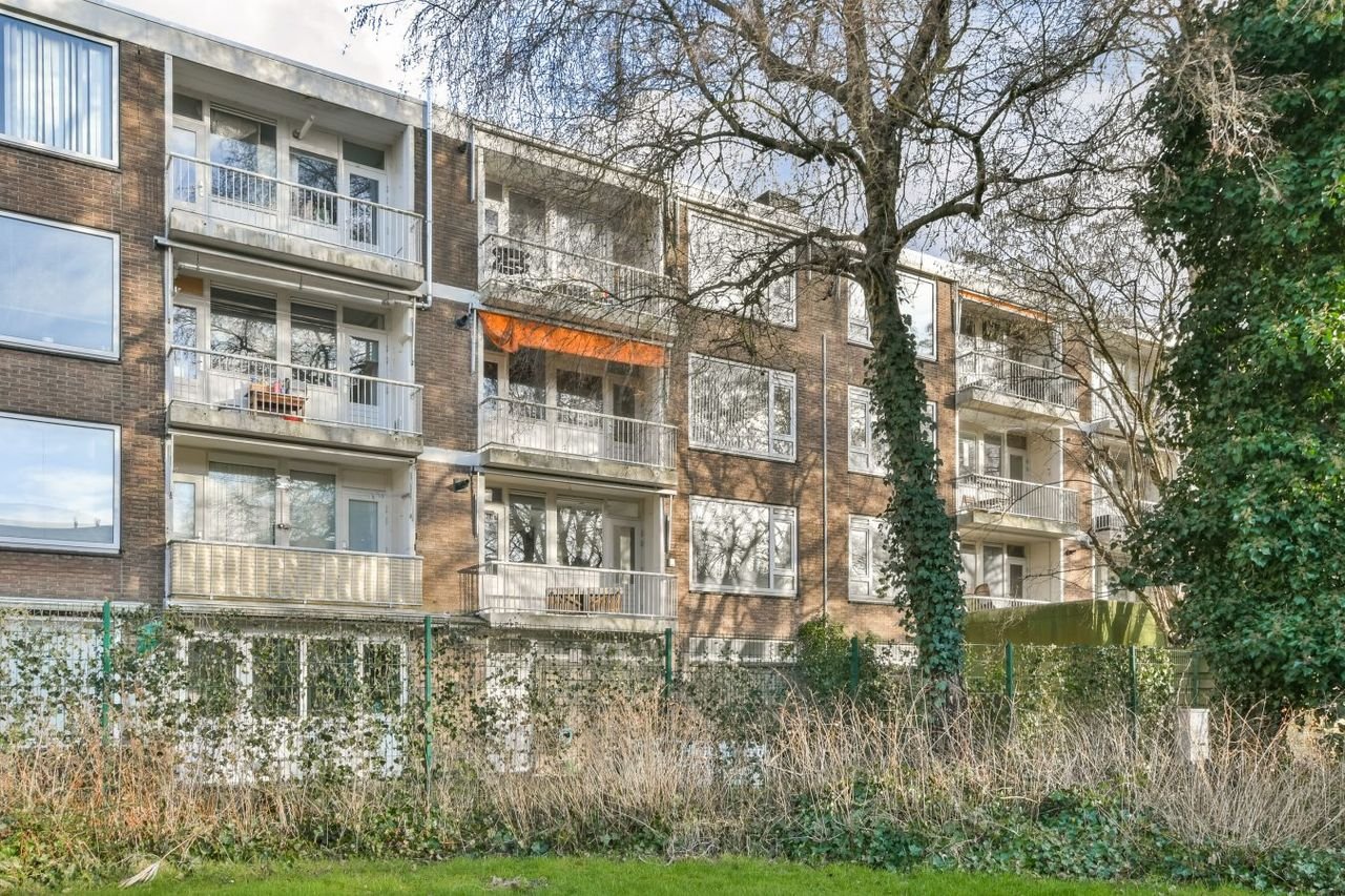 Gerenoveerd appartement met balkon in Buitenveldert - Afbeelding 19