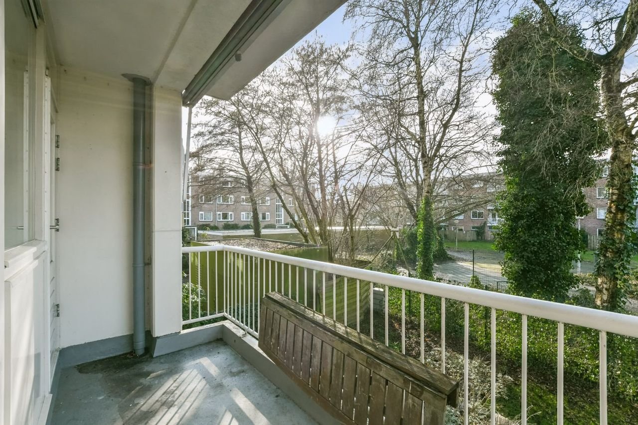 Gerenoveerd appartement met balkon in Buitenveldert - Afbeelding 10