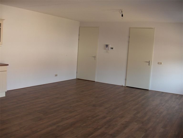 Ground floor, 93m² and in the heart of Goes - Image 13