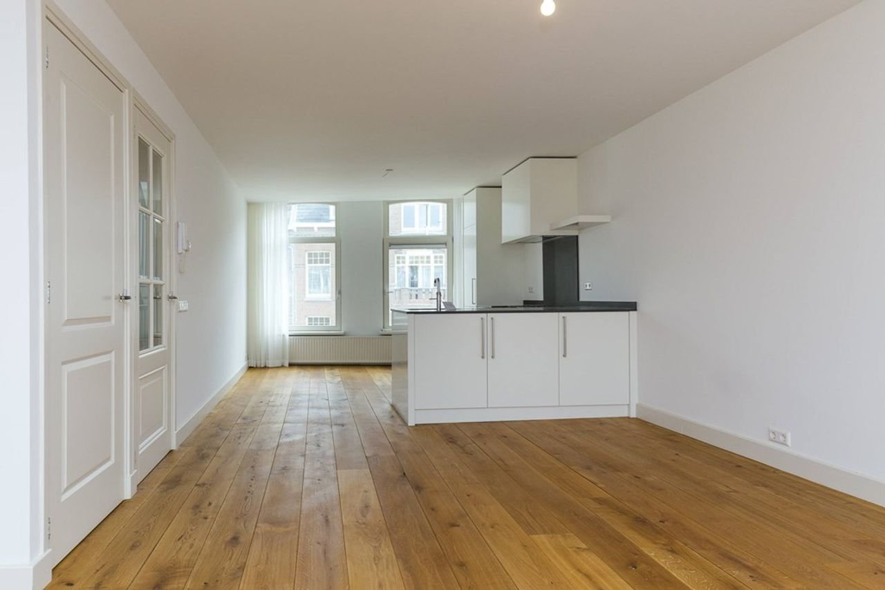 Ruim appartement tegenover Vondelpark - Afbeelding 6