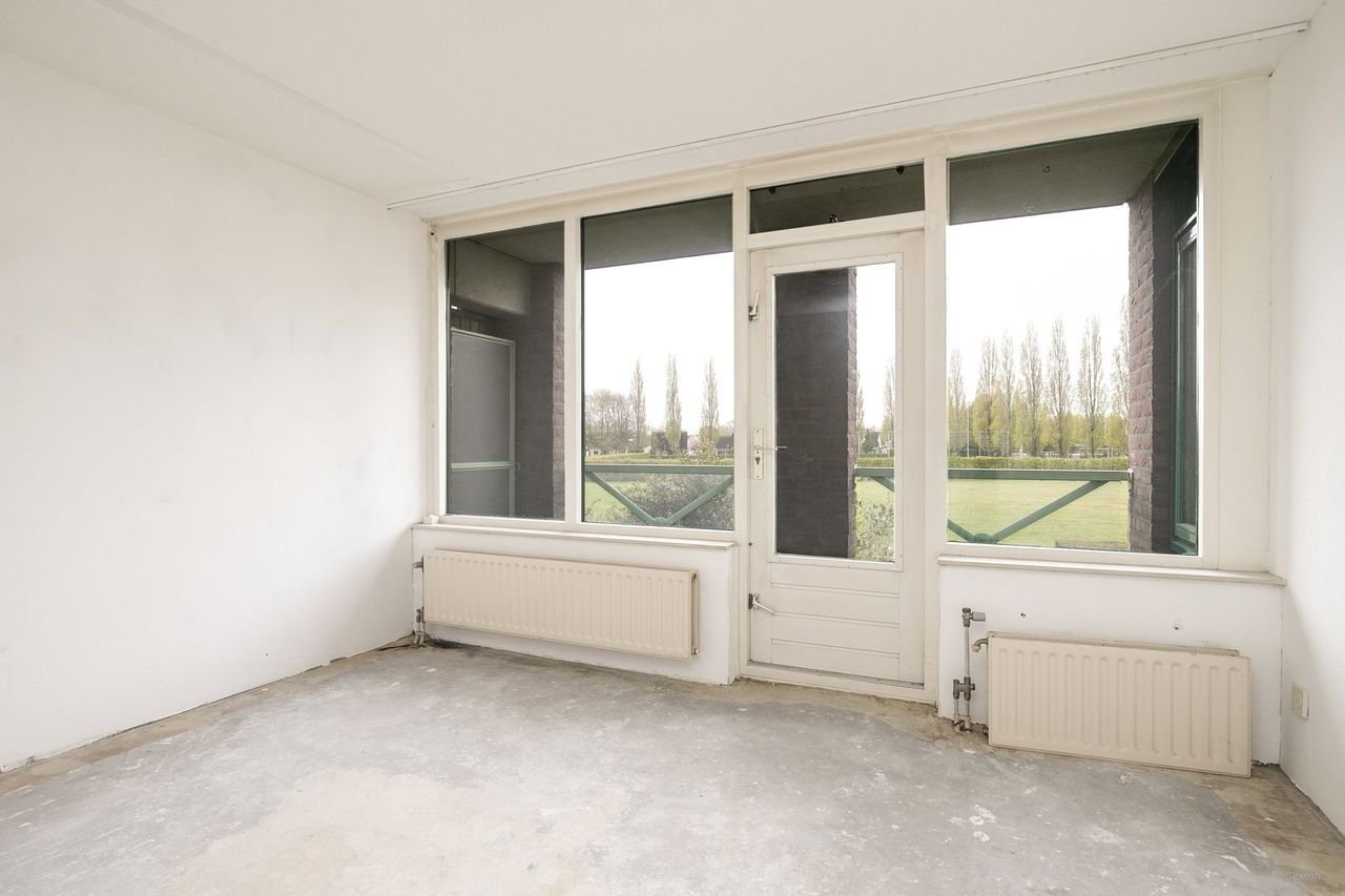 Spacious apartment bordering Schothorstpark - Image 8