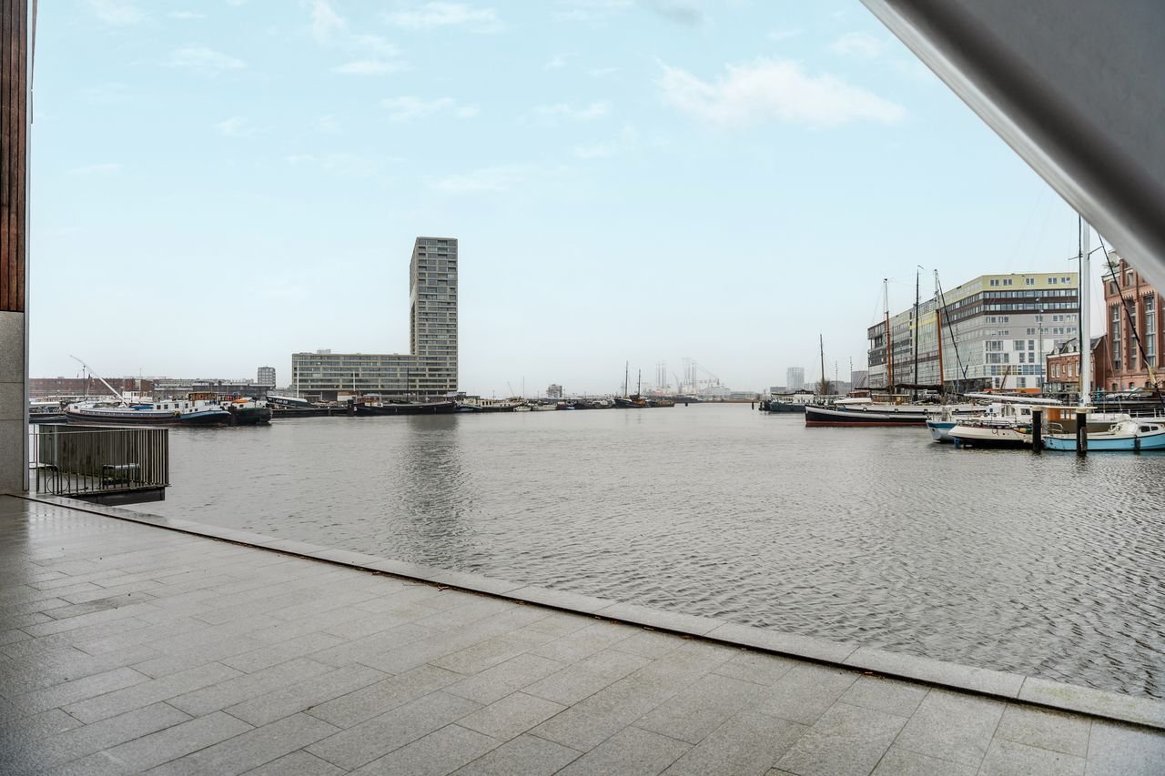 Living on the IJ: Barentszplein - Image 39