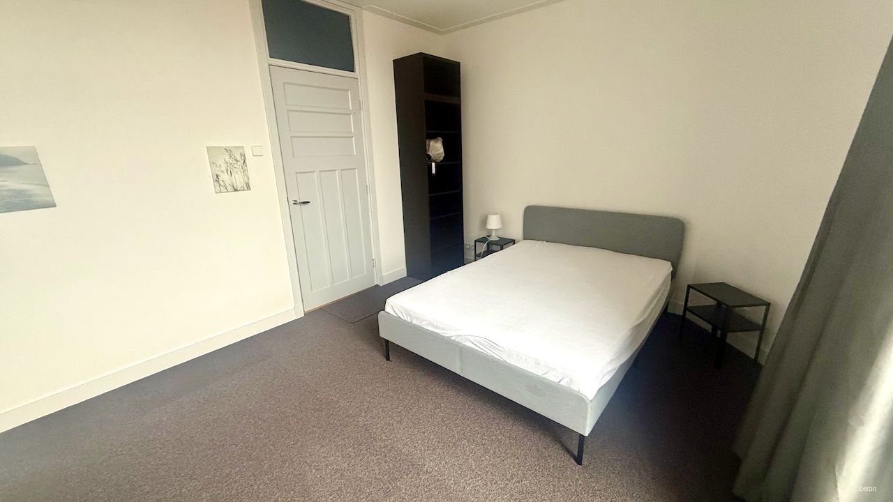 Licht hoekappartement met open haard - Afbeelding 11