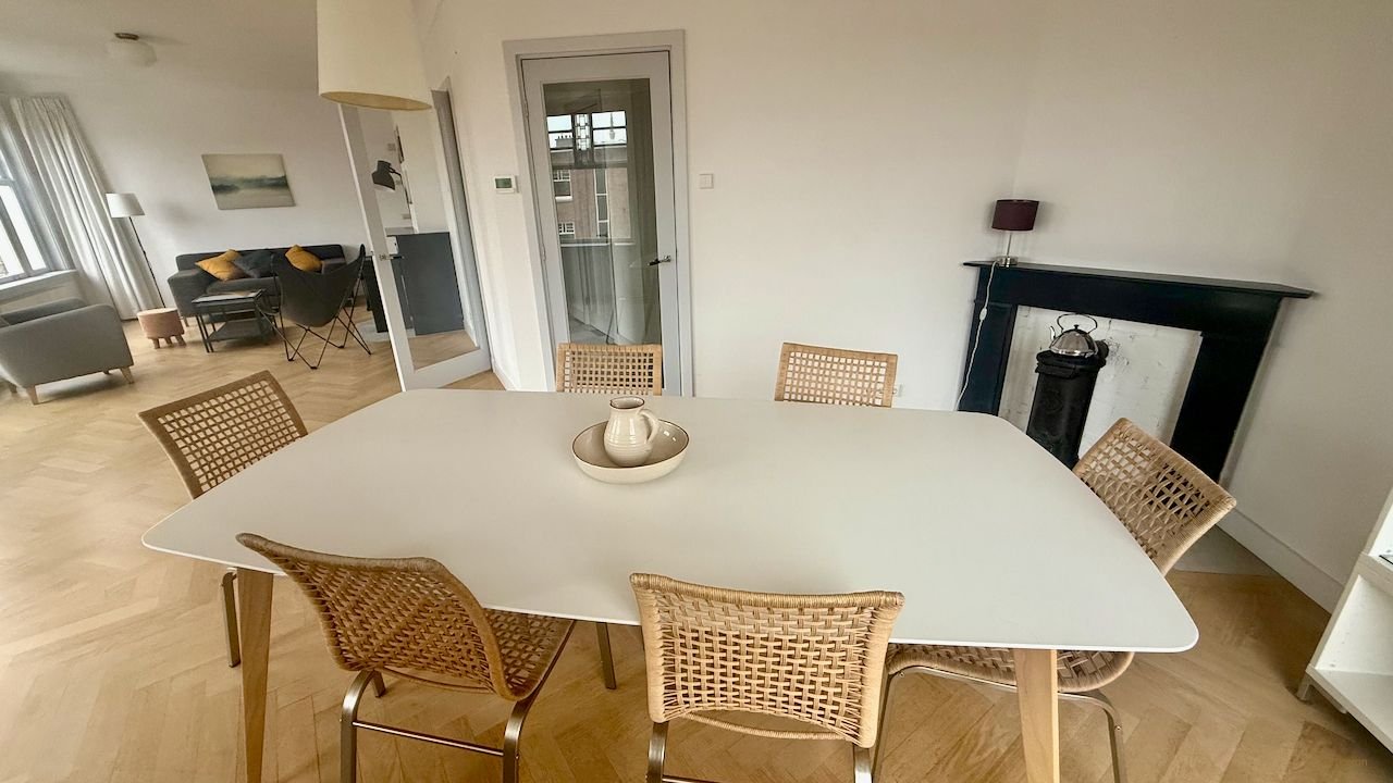 Licht hoekappartement met open haard - Afbeelding 6