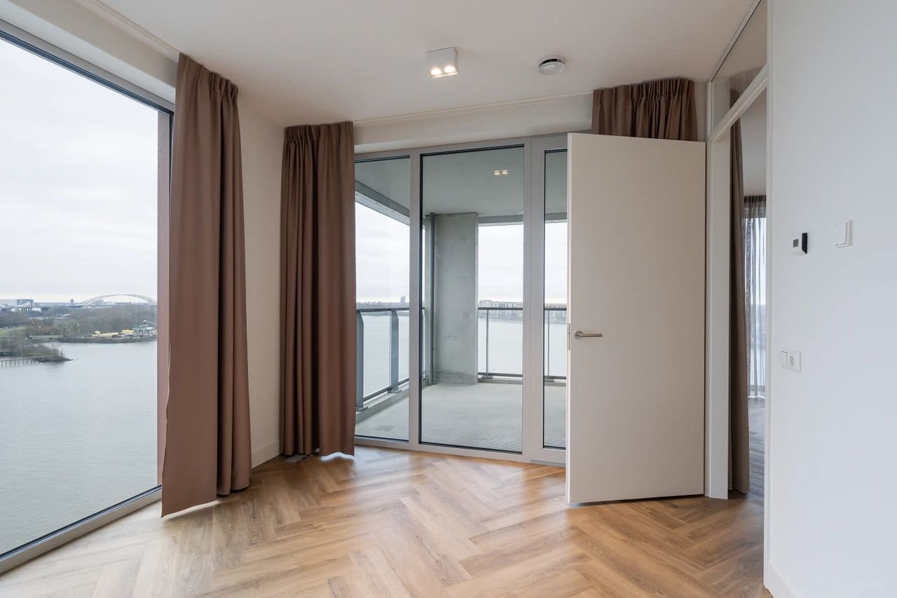 Nieuwbouw aan de Maas met uitzicht - Afbeelding 9