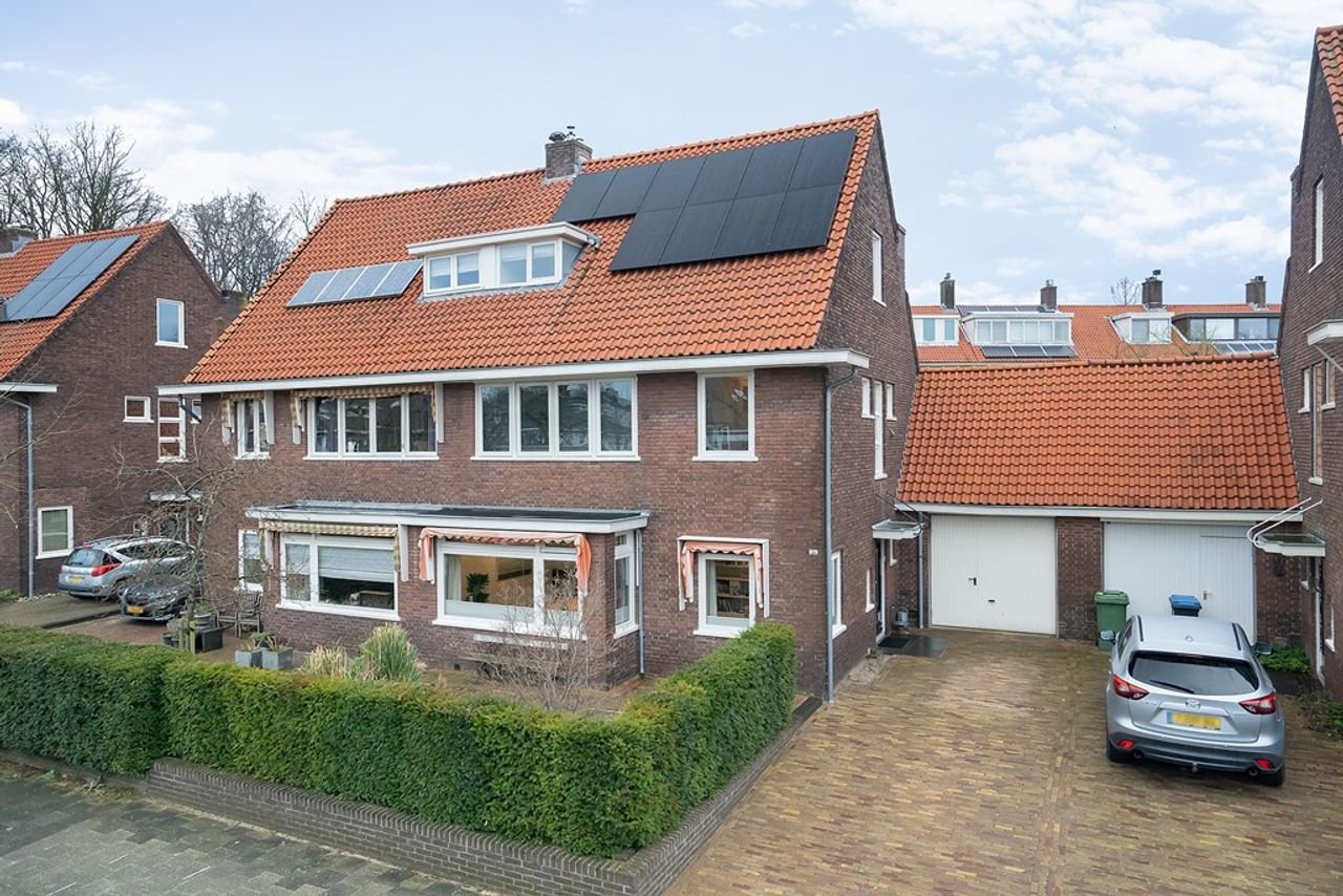 Jaren '30 huis met sauna aan Bronbeek - Afbeelding 3