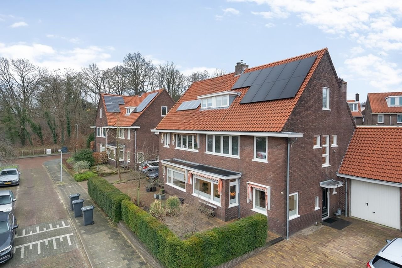 Jaren '30 huis met sauna aan Bronbeek - Afbeelding 34