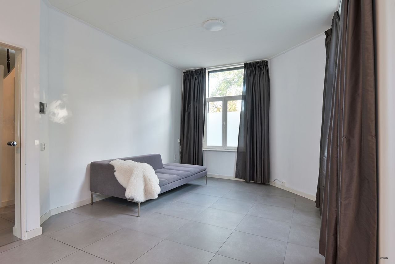 Monumentaal hoekhuis met vier slaapkamers - Afbeelding 7