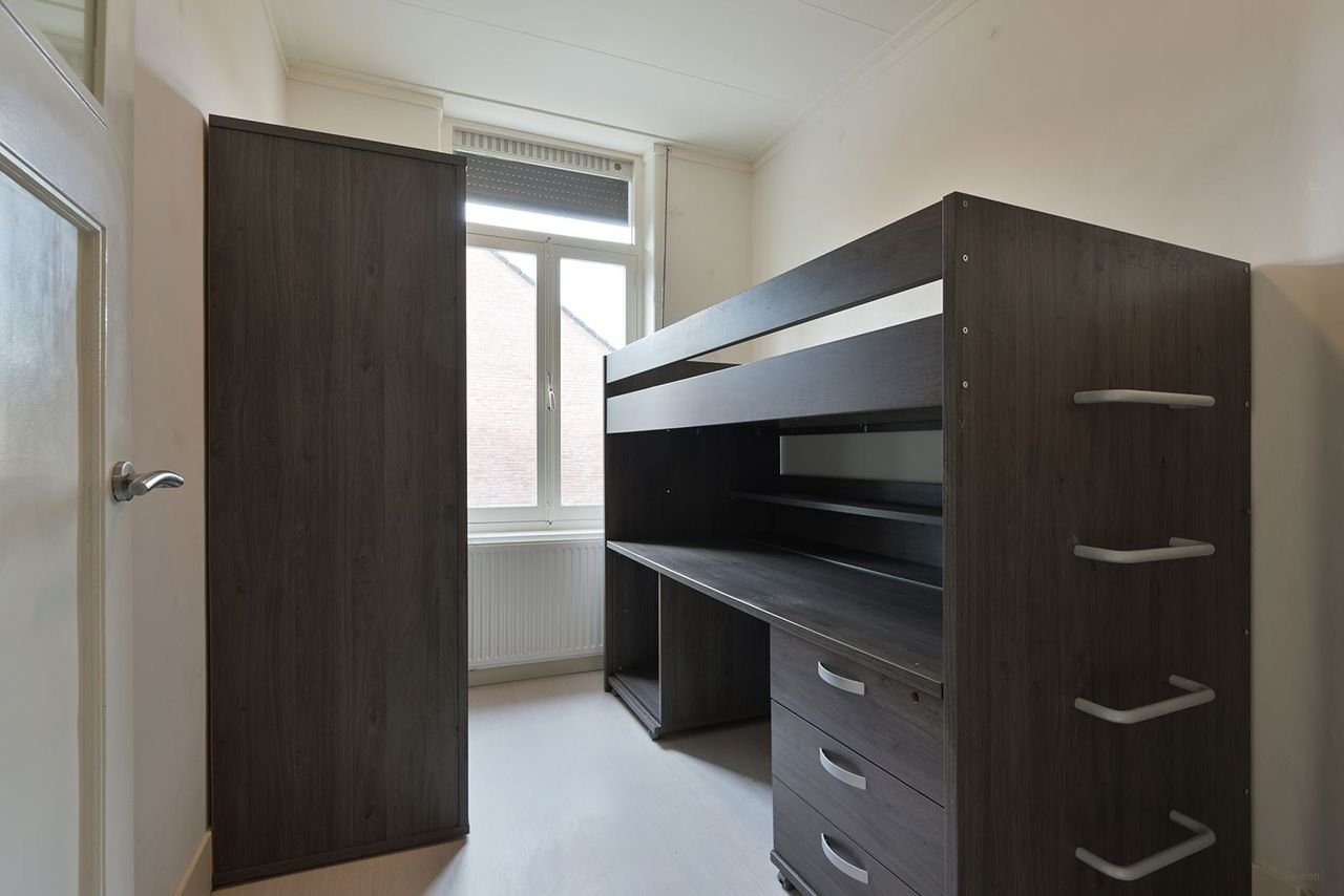 Monumentaal hoekhuis met vier slaapkamers - Afbeelding 18