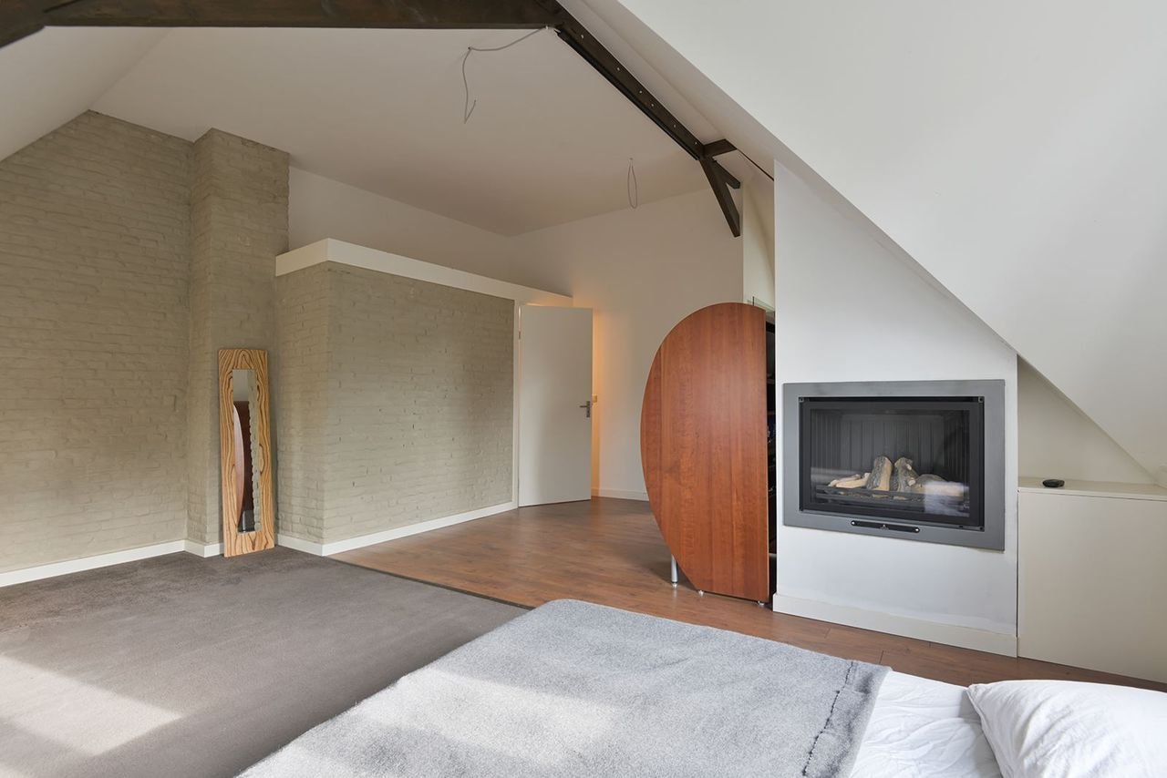 Monumentaal hoekhuis met vier slaapkamers - Afbeelding 23