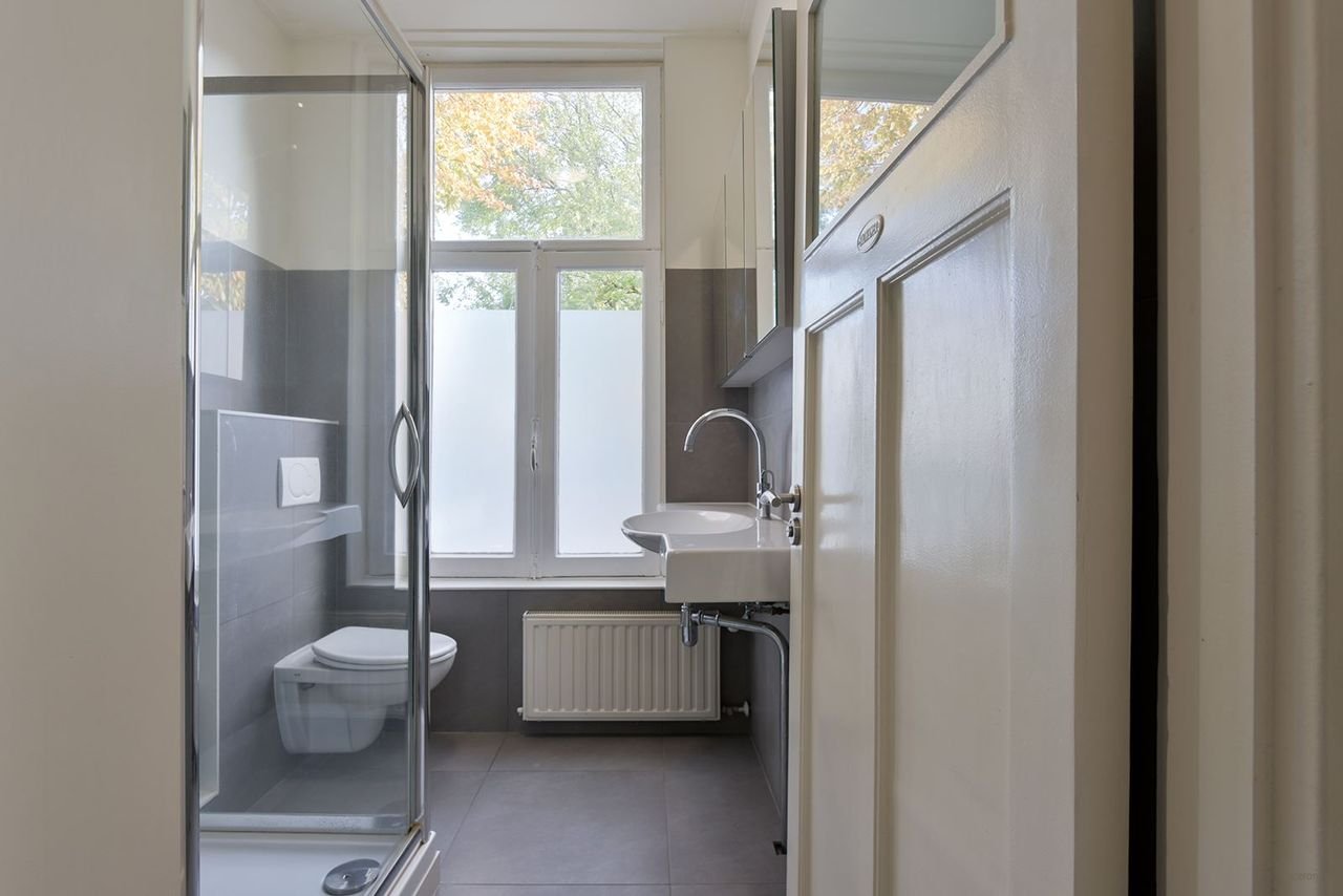 Monumentaal hoekhuis met vier slaapkamers - Afbeelding 22