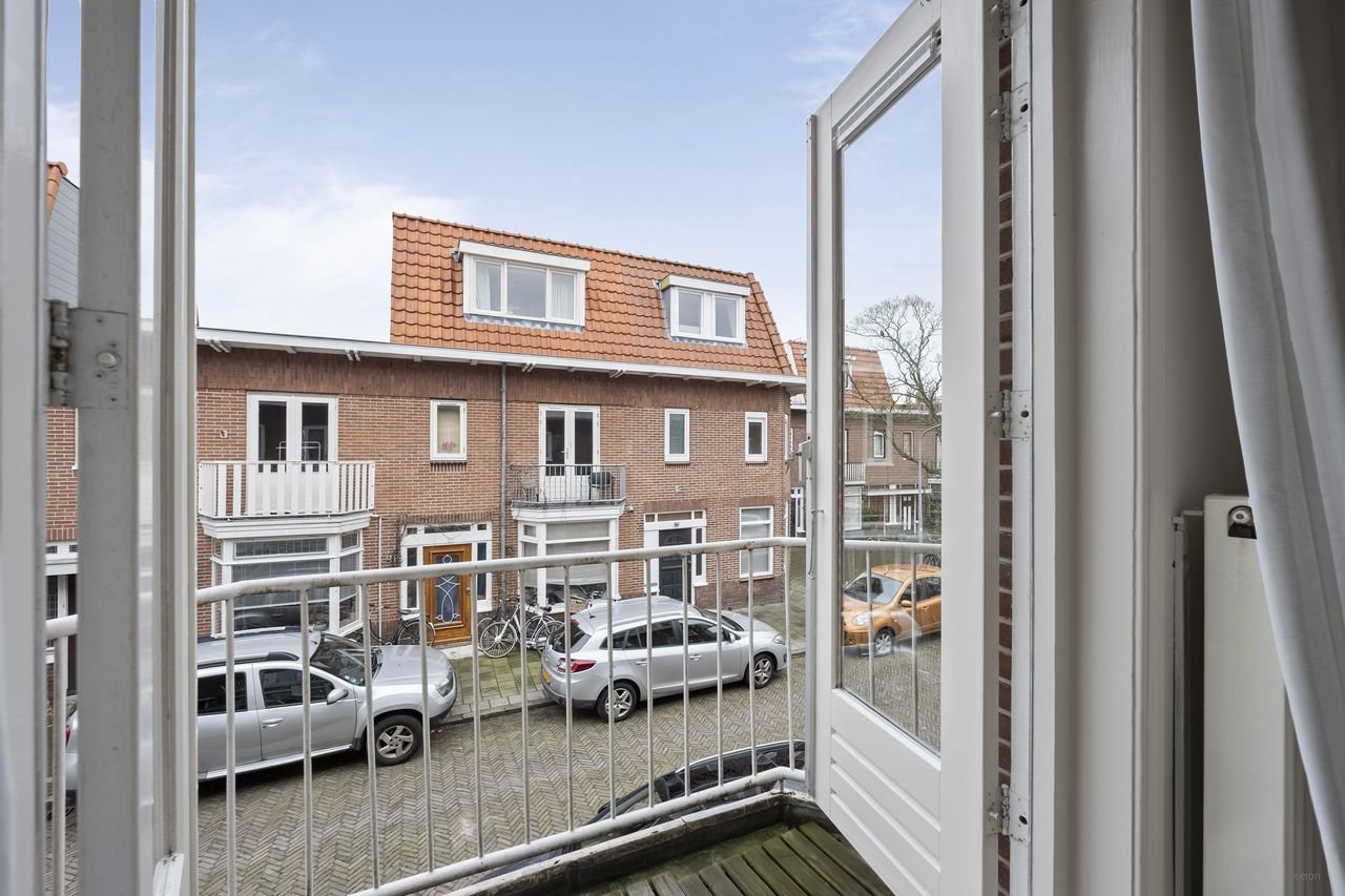 Gezinswoning met 5 slaapkamers en tuin - Afbeelding 15