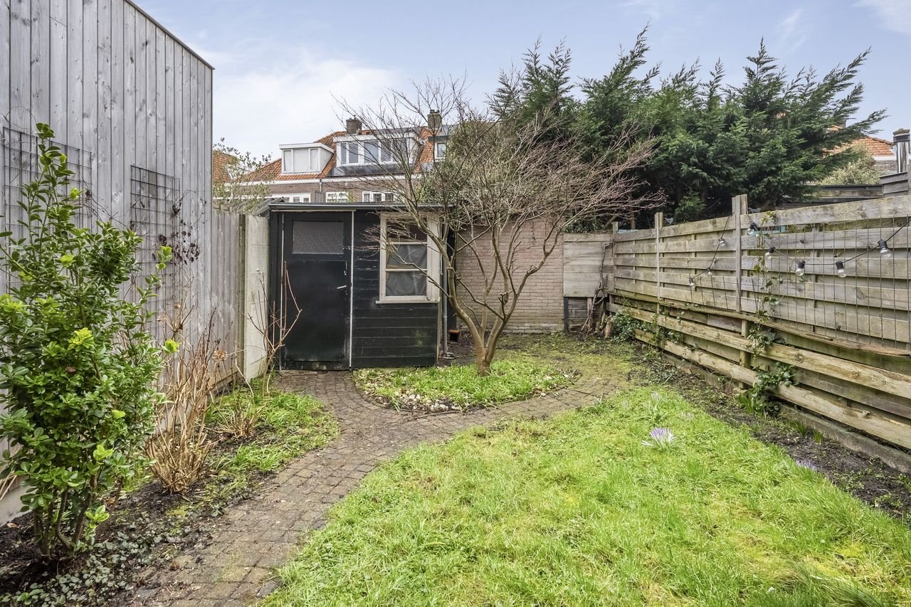 Gezinswoning met 5 slaapkamers en tuin - Afbeelding 5