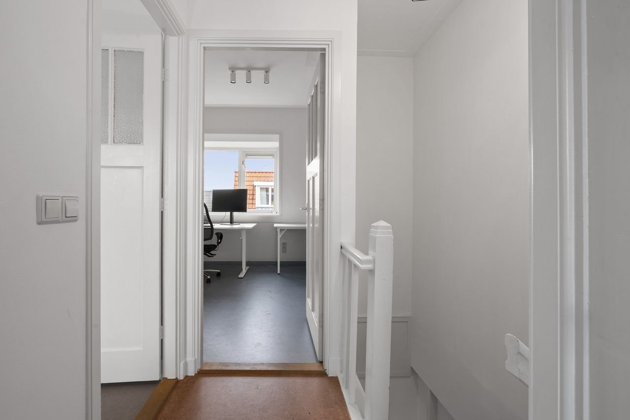 Gezinswoning met 5 slaapkamers en tuin - Afbeelding 20