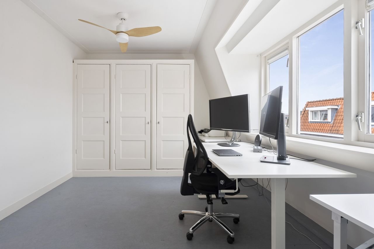 Gezinswoning met 5 slaapkamers en tuin - Afbeelding 23