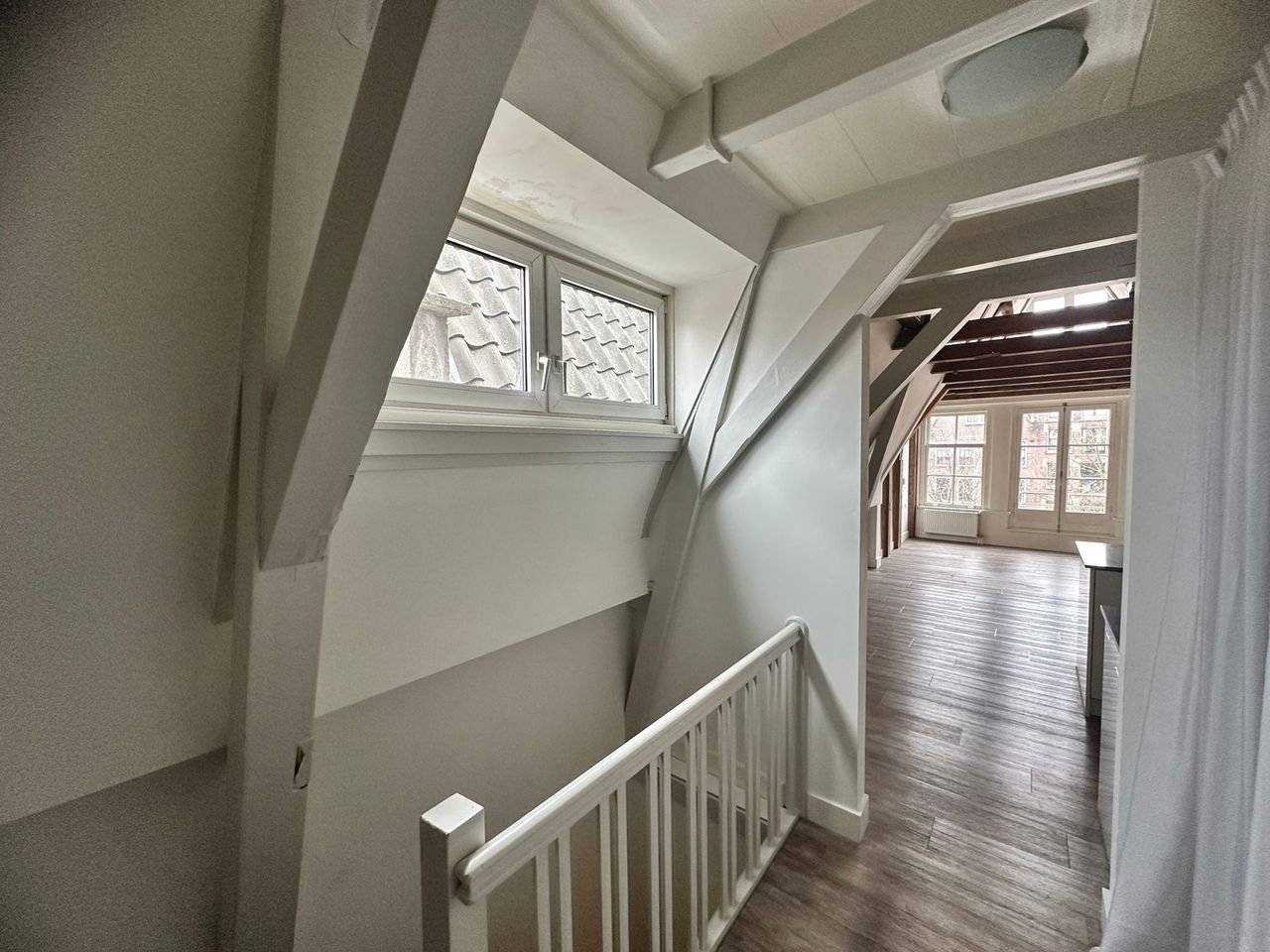 Gerenoveerde woning aan de Oudezijds - Afbeelding 10