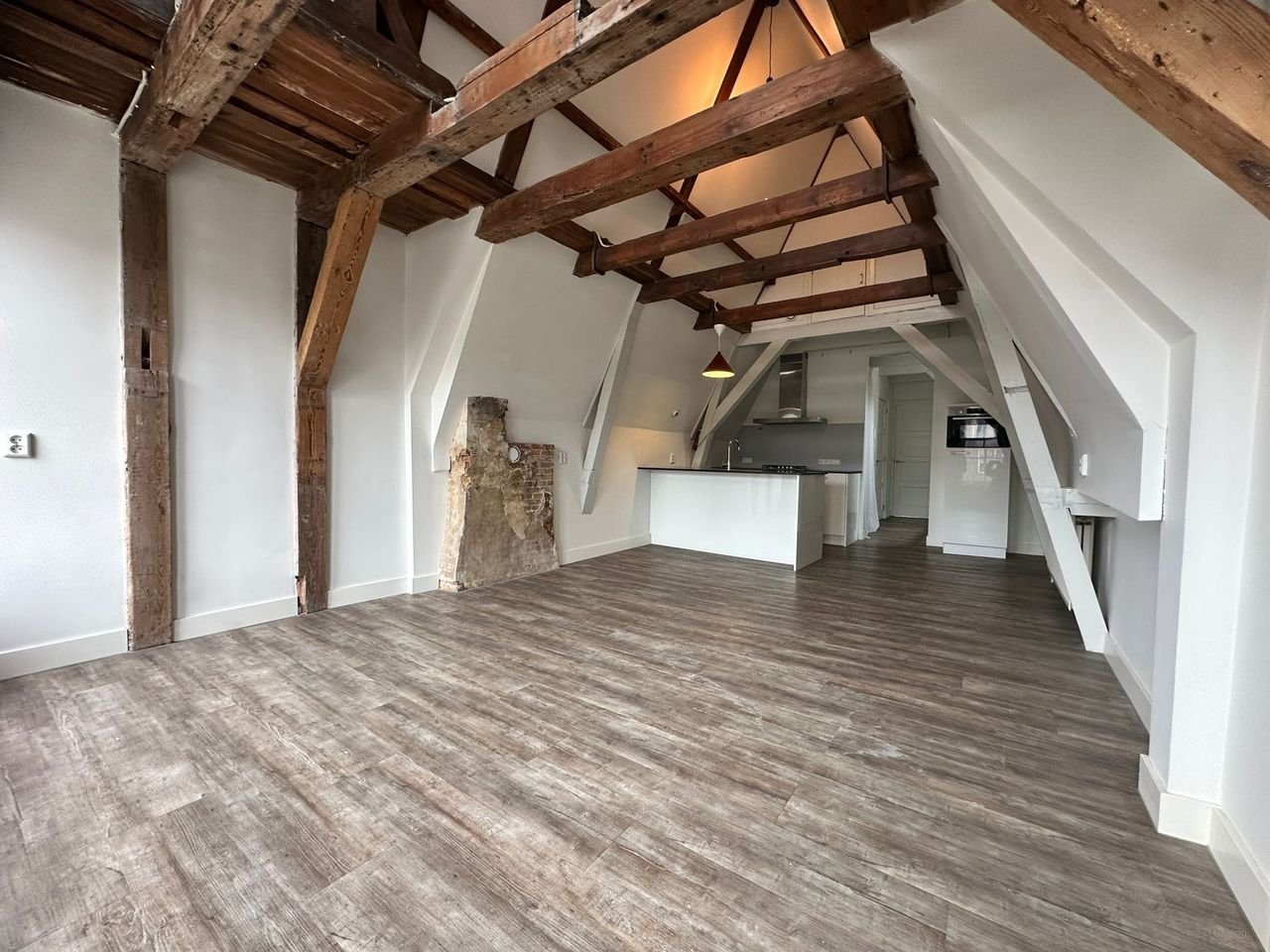 Gerenoveerde woning aan de Oudezijds - Afbeelding 4