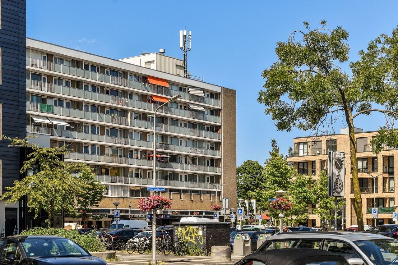 Renovated apartment with a view - Image 20