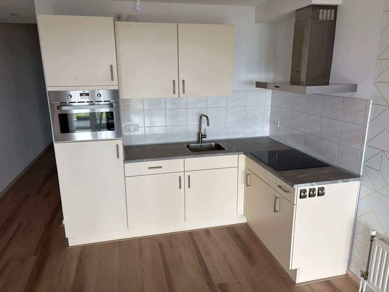 Benedenwoning met tuin en IJsselmeerzicht - Afbeelding 3